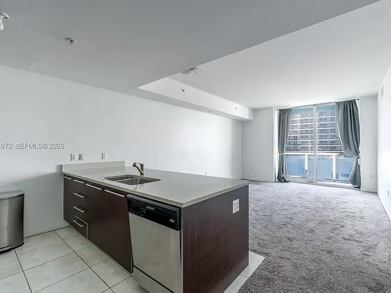1900 N Bayshore Dr #3809 — Photo 4