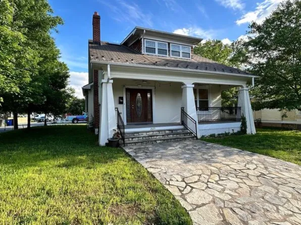 2620 Langston Blvd, Arlington, VA 22201