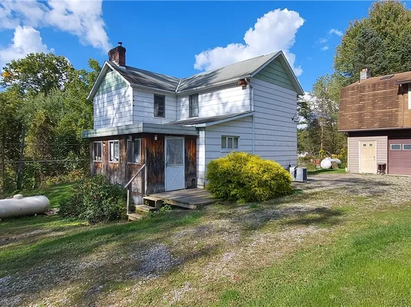 104 Tokish Rd, Masontown, PA 15461