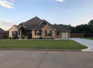2529 Belle Crossing Dr, Enid, OK 73703