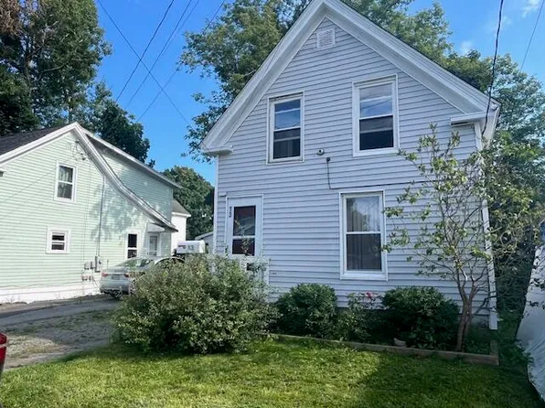 13 Otis Street, Rockland, ME 04841