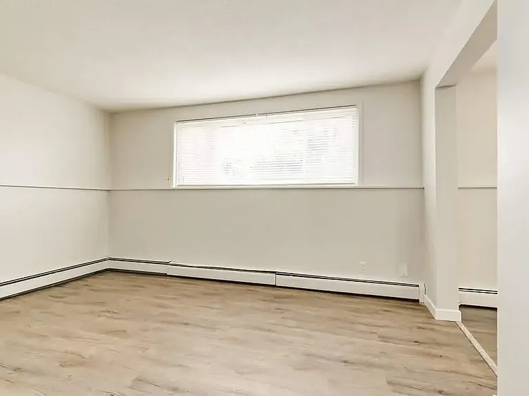 11832 88th St NW — Photo 50