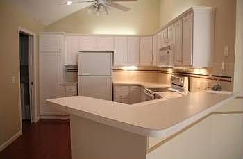 4th image of 28 Summerfield Blvd