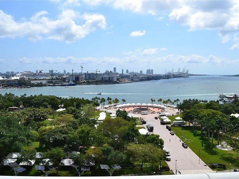 50 Biscayne Blvd #1408 — Photo 22