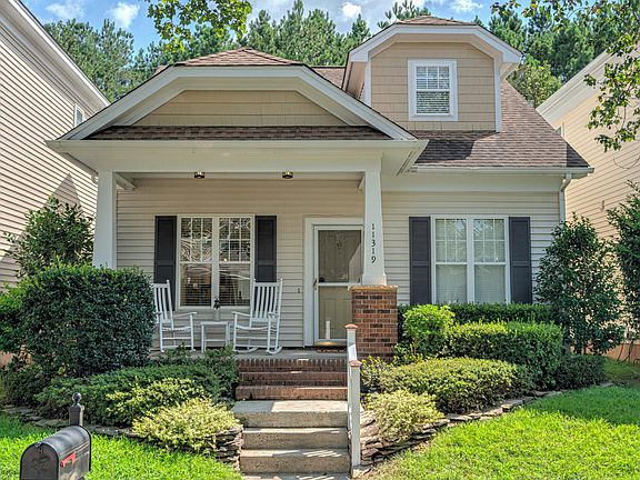 Gorgeous home in the heart of Ballentyne!