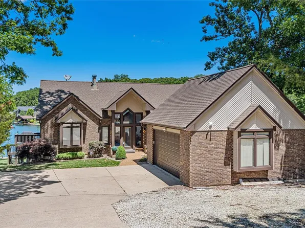9899 E Vista Dr, Hillsboro, MO 63050