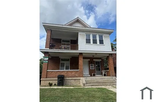 Building Photo - 781 Woodlawn Ave