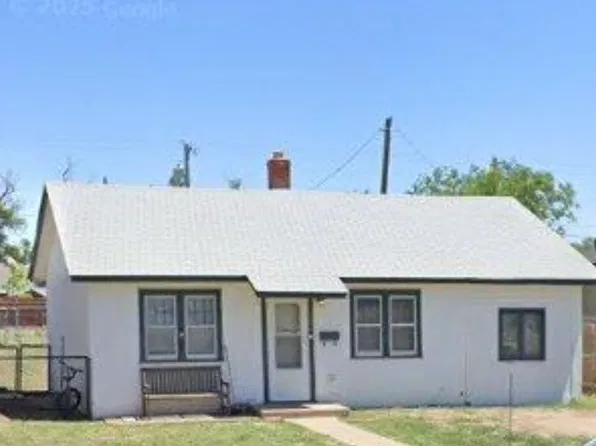 504 N 3rd St, Garden City, KS 67846