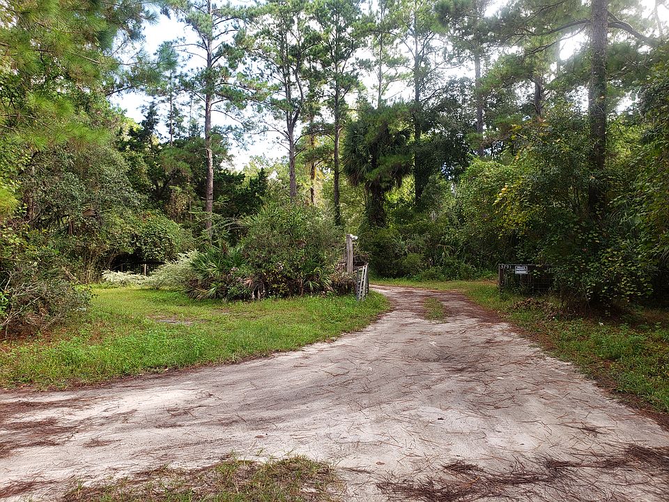 driveway view from street