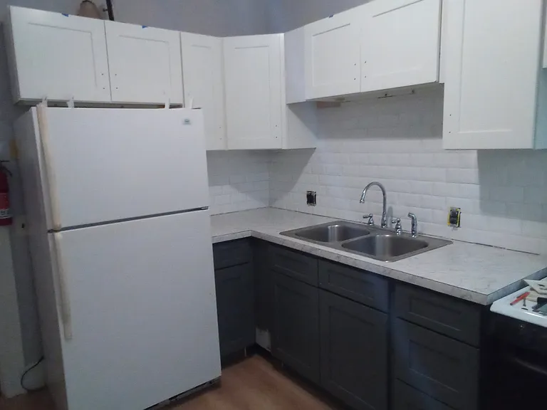 452 Maplewood Ave #LOWER RIGHT — Photo 9