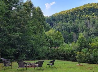 211 Heartland Rdg, Sylva, NC 28779