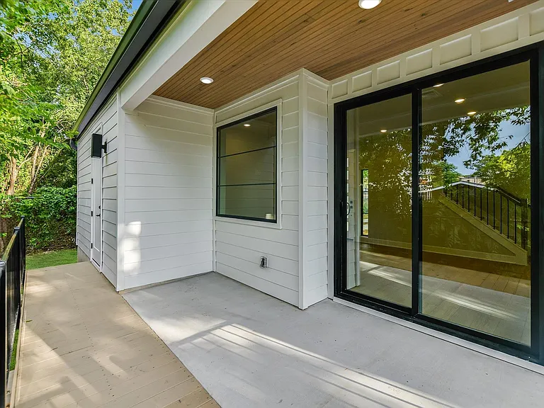 114 Lightsey Rd #2 — Photo 6