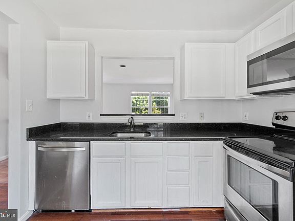 3rd image of 9630 Bedder Stone Pl