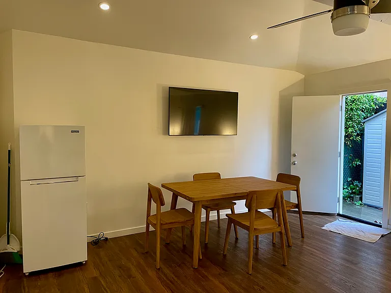 3721 Lankershim Blvd #ADU — Photo 11
