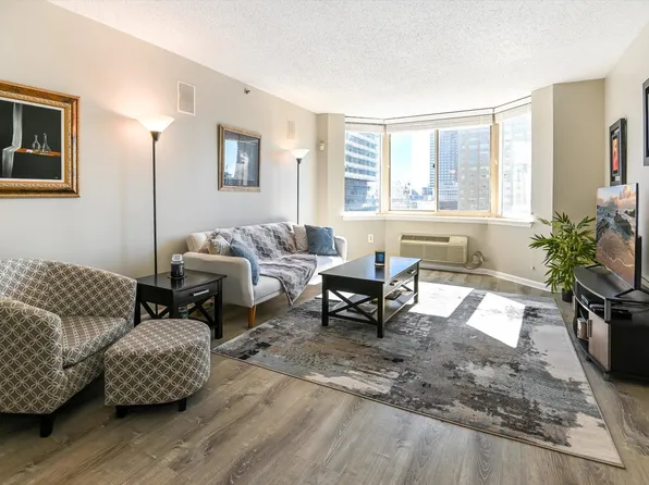 1 2nd Street image 1 of 27