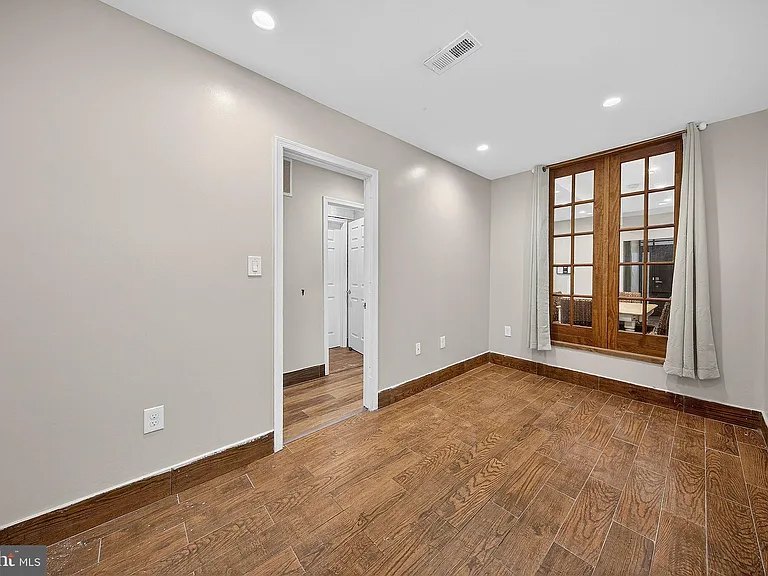 817 6th St NW #B — Photo 19