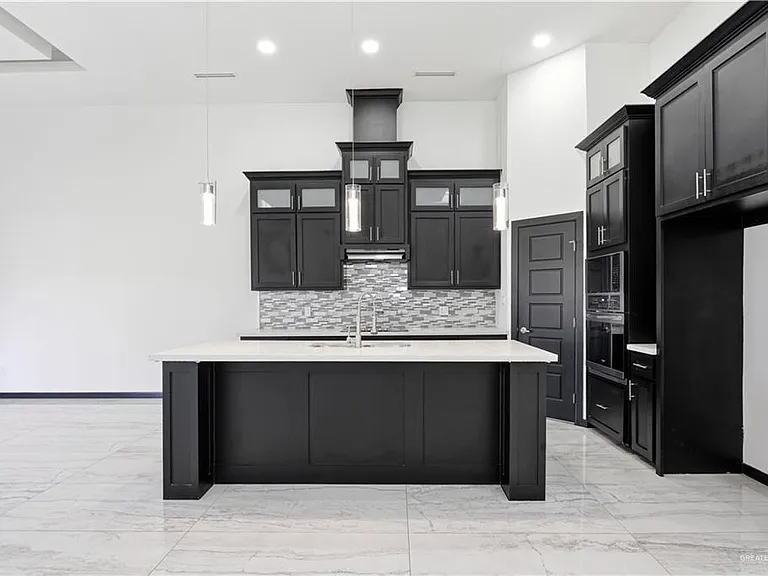 4120 Wisteria Ave — Photo 4