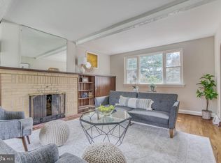 515 Windwood Rd, Baltimore, MD 21212