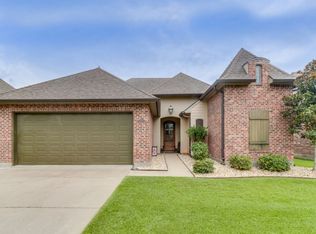 130 Clover Leaf Dr, Lafayette, LA 70508