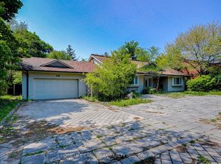 60 Fifeshire Rd, Toronto, ON M2L 2G8