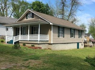 827 N 33rd St, Gadsden, AL 35904