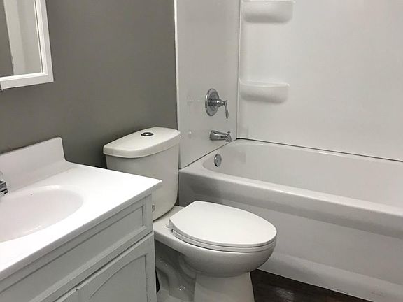 4th image of 991 S Creasy Ln #1023-A
