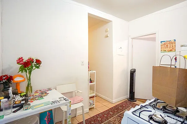 Rented by City Connections Realty | media 38