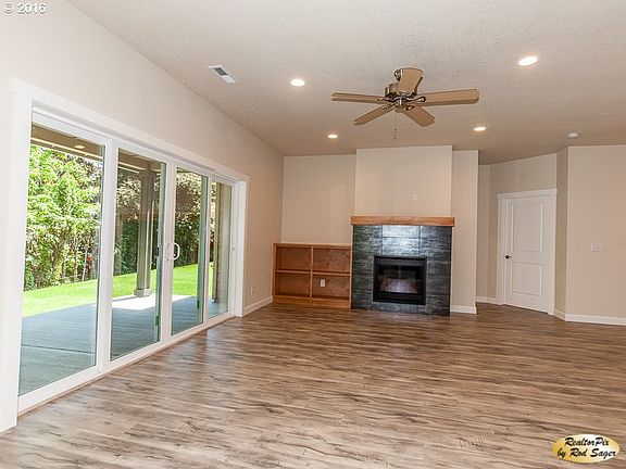 3rd image of 1316 NW 58th St