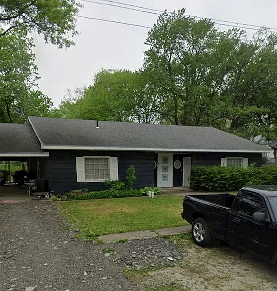 302 Maple St #1 — Photo 1