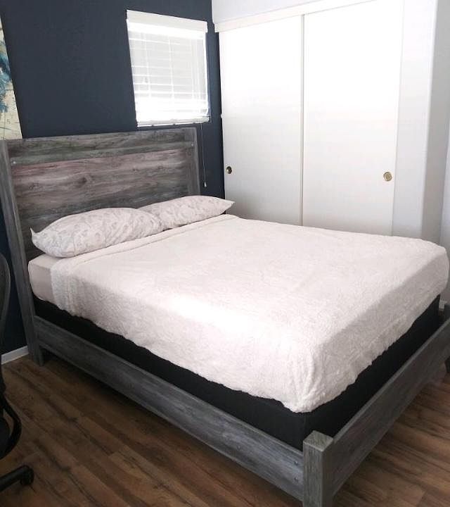 1st image of 7909 Horn Tail Ct Room 3