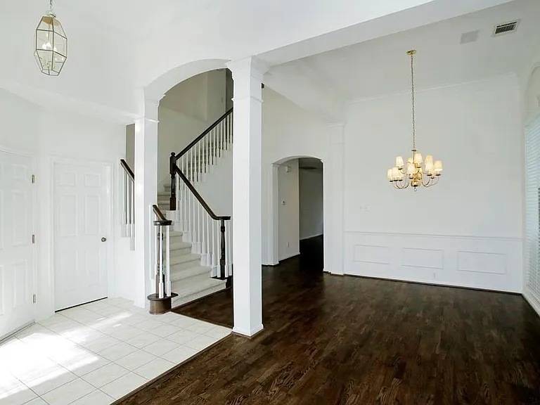 6902 Afton Woods Dr — Photo 7