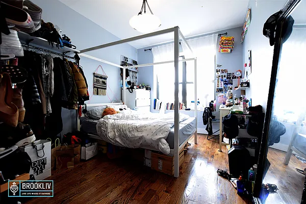 Rented by null | media 13