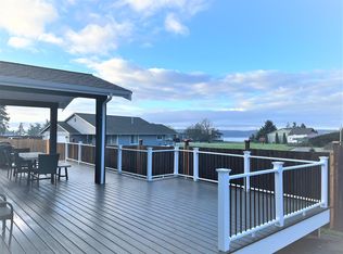 968 Zion Pl, Camano Island, WA 98282