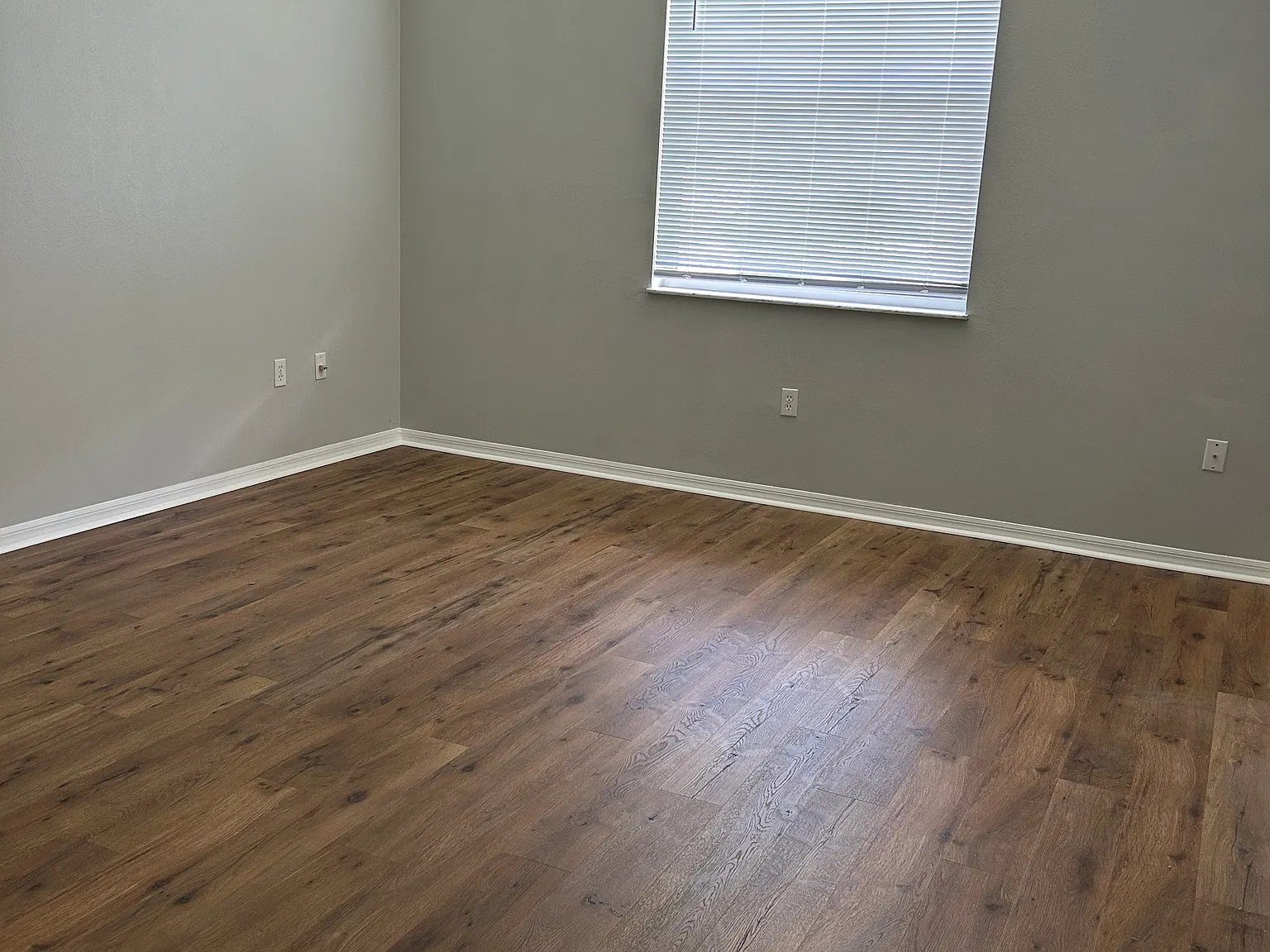 6821 E Queensbury Ln — Photo 4