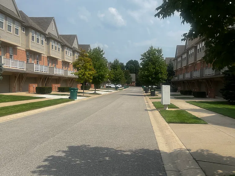 56612 Sunset Dr #56612 — Photo 4