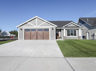 4888 Bluebell Loop S, Fargo, ND 58104