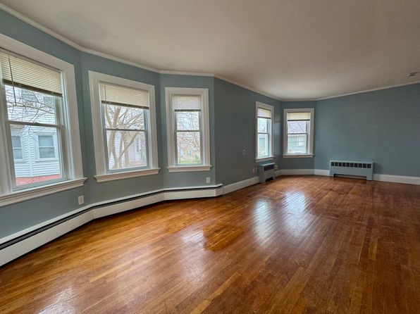 105 California Ave #1