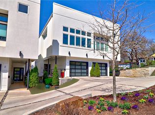 203 S West Ave #1, Fayetteville, AR 72701