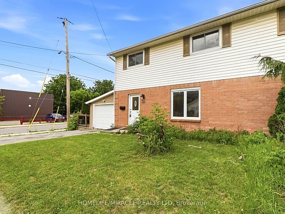 2nd image of 860 Trafalgar St