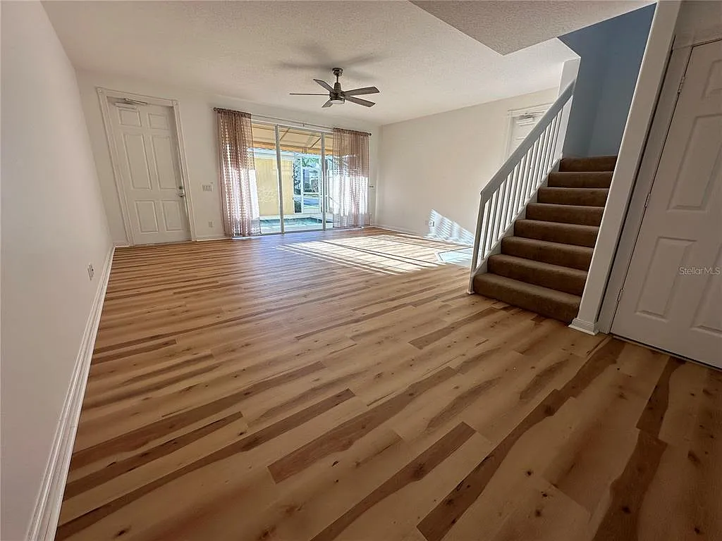 3 bed, 3.0 bath, 1846 sqft, $2,745 — Photo 4