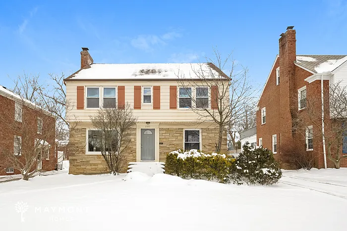 2371 Loyola Rd photo 1