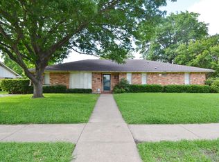 3233 Waldrop Dr, Dallas, TX 75229