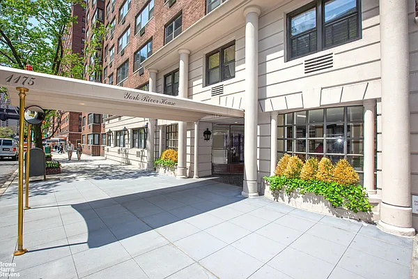 Sold by Brown Harris Stevens | media 26