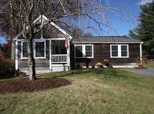 8 Catherine Rd, Pembroke, MA 02359