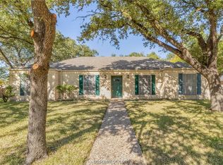 3503 Tanglewood Dr, Bryan, TX 77802
