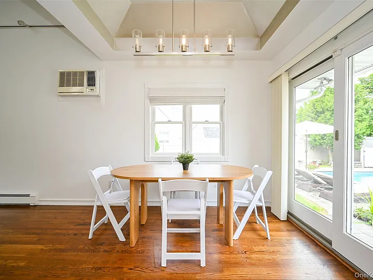 5 Cheshire Ave — Photo 6