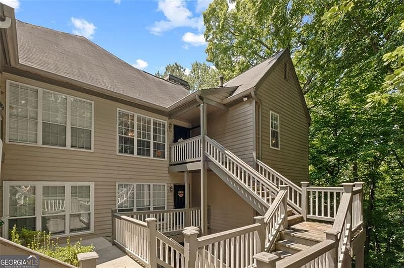 1st image of 310 Mill Pond Ct SE