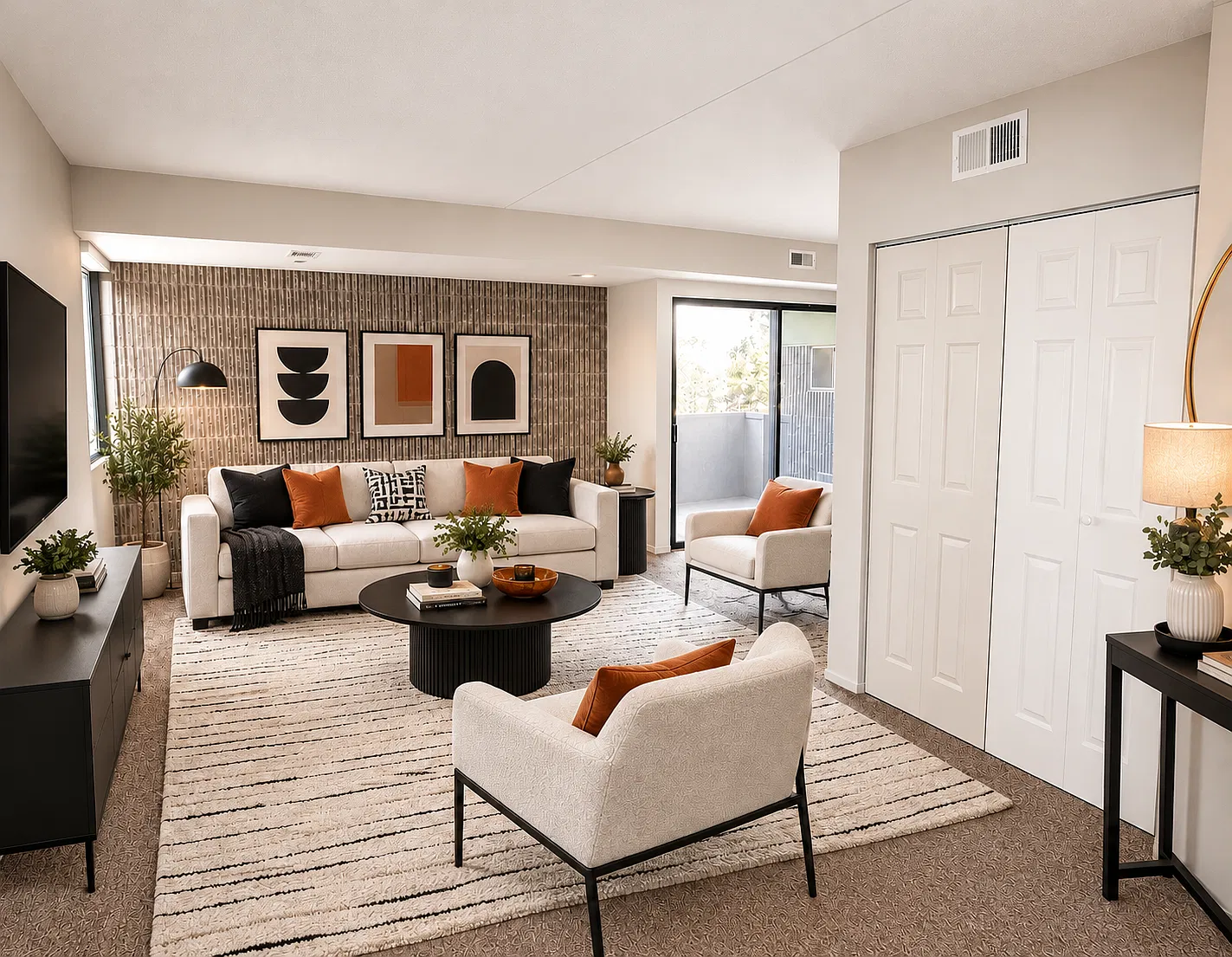 2 bed, 695 sqft, $1,600 — Photo 1