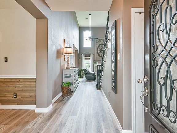 4th image of 11514 Riverstone Lake Ln