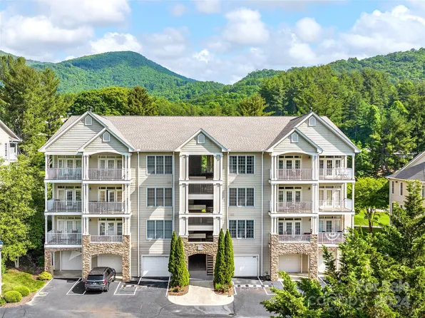 65 Glenview Ln APT 3031, Maggie Valley, NC 28751